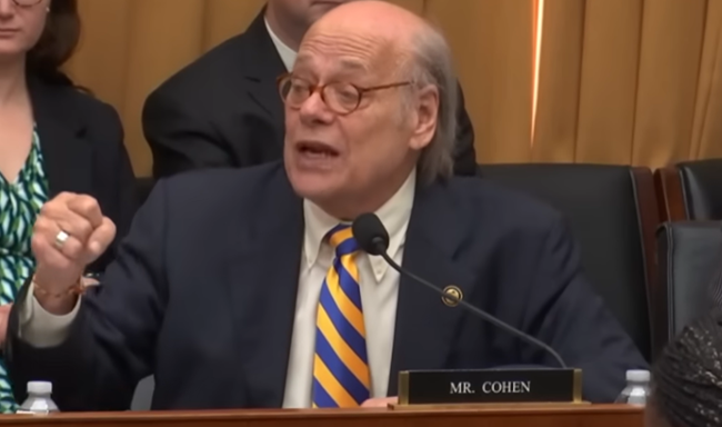 Democrat Files 26 Articles of Impeachment Against President Trump — Including the Crime of 'Self-Aggrandizement'